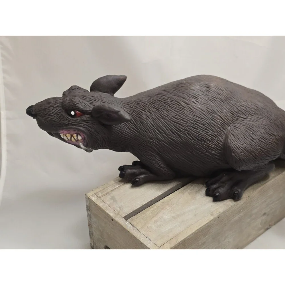 NEW Spooky Extra Large Ashland Halloween Ferocious Rat Prop Scary Haunted House